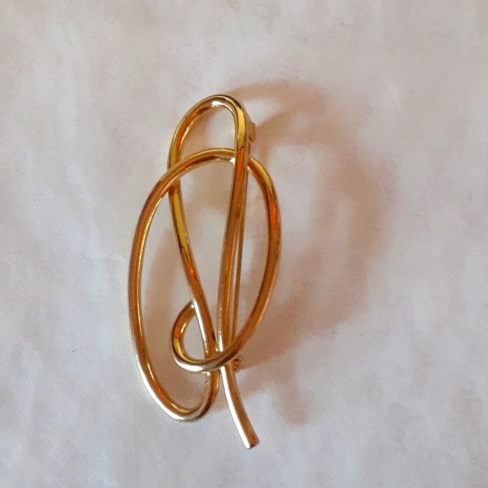 Brooch